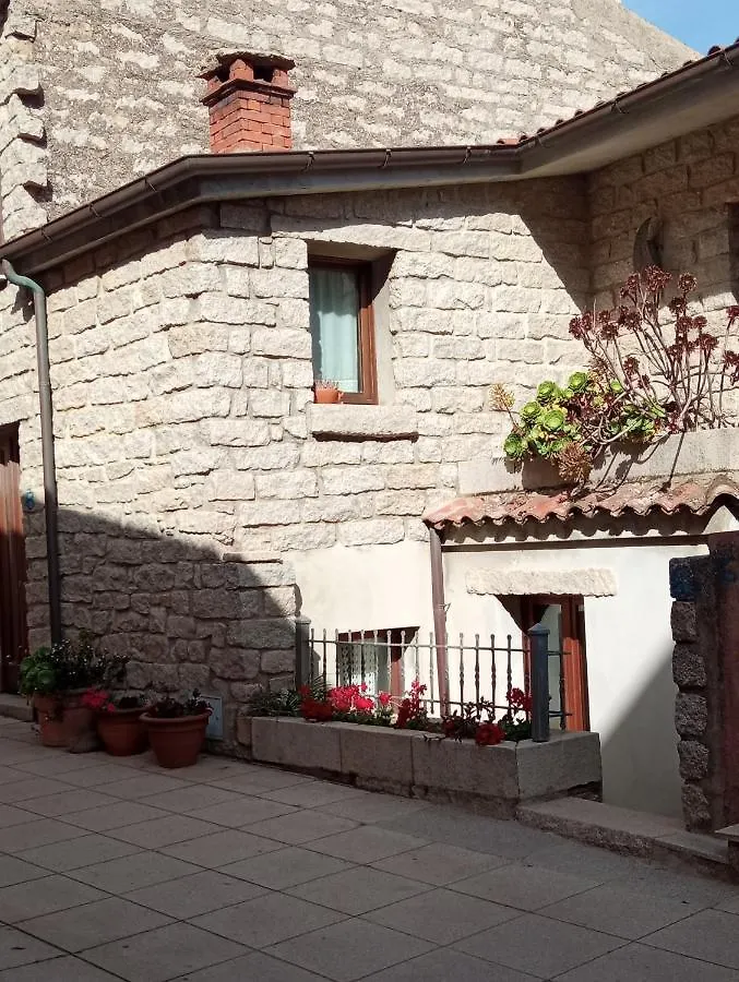 Violivia Villa Aggius